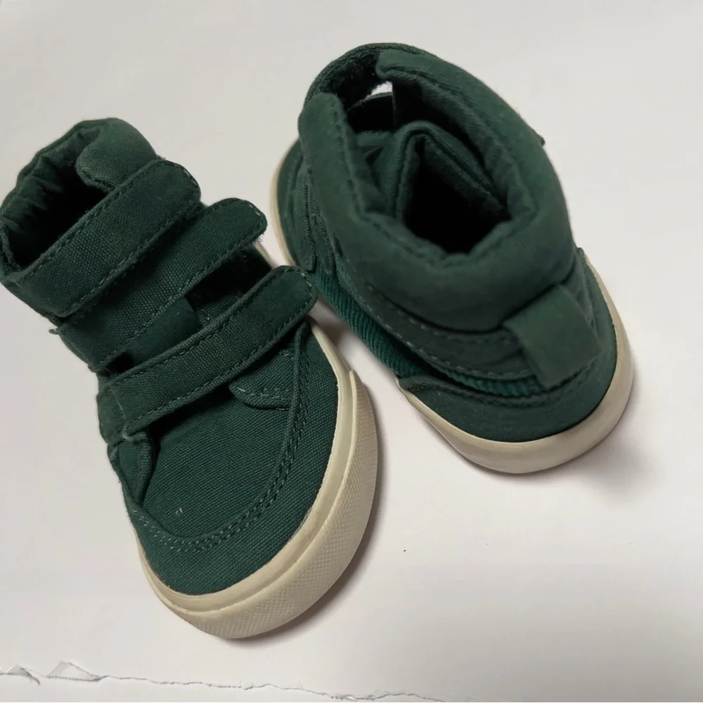 Old Navy Toddler High-top Sneakers Triple -Strap  Green size 5